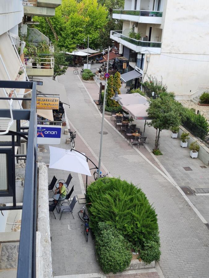 Trikala Easy Living B1 Kai B2 Apartment Luaran gambar