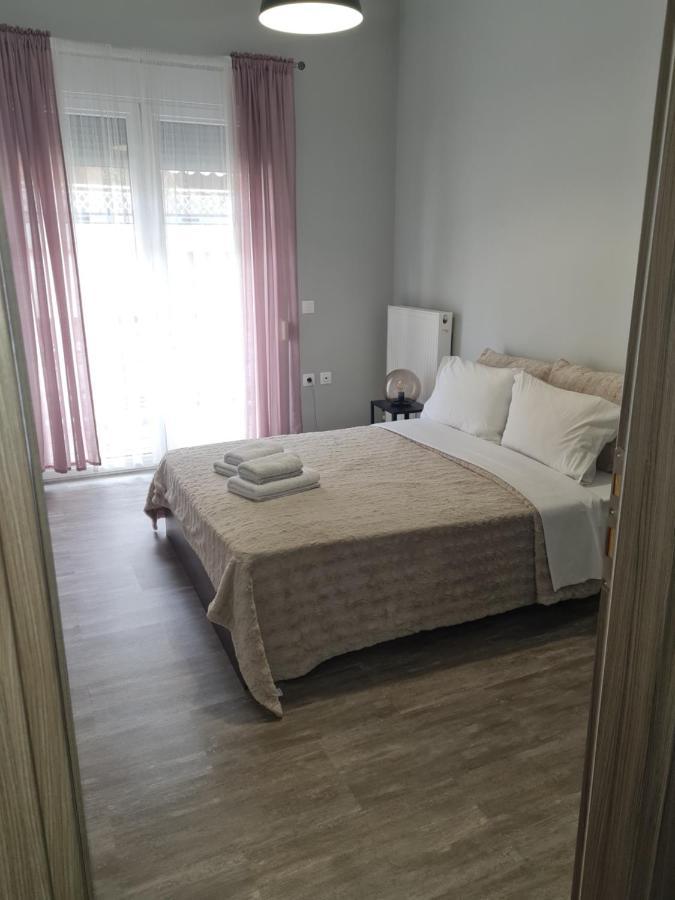 Trikala Easy Living B1 Kai B2 Apartment Luaran gambar