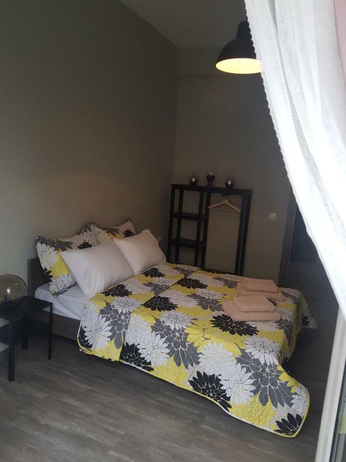 Trikala Easy Living B1 Kai B2 Apartment Luaran gambar