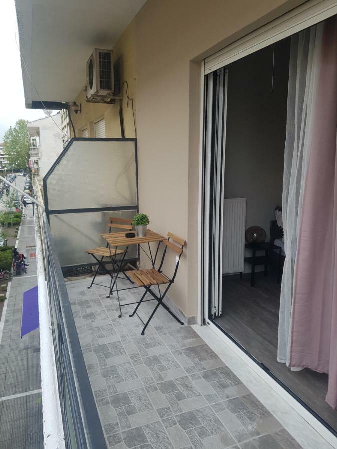 Trikala Easy Living B1 Kai B2 Apartment Luaran gambar